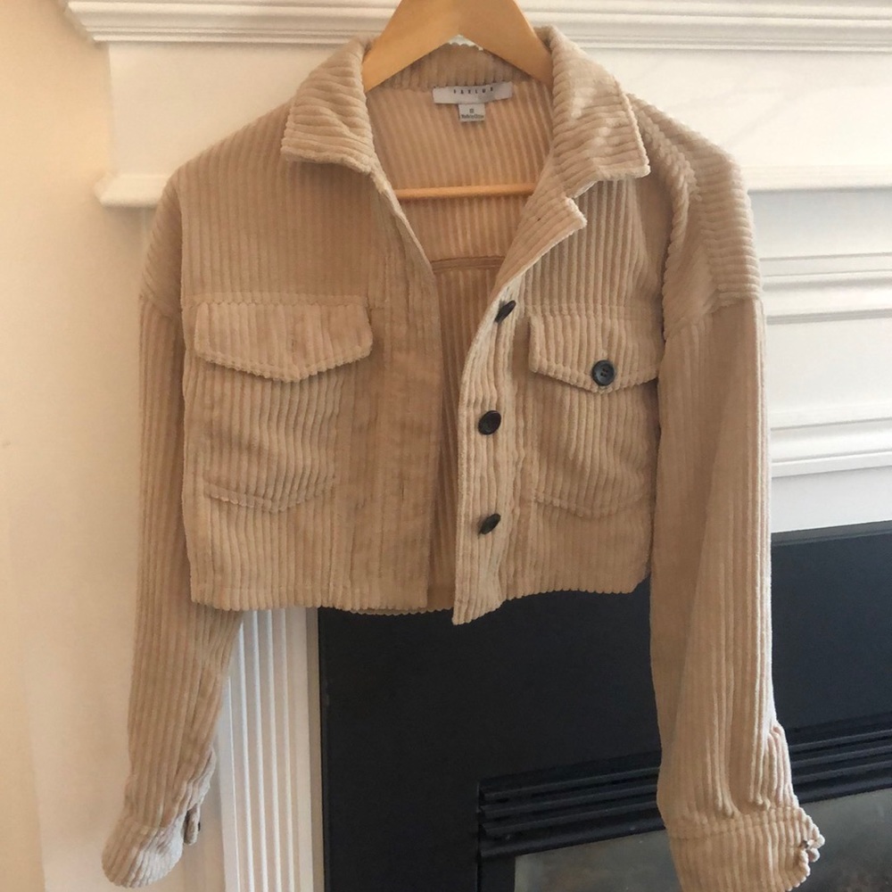 Cropped corduroy jacket